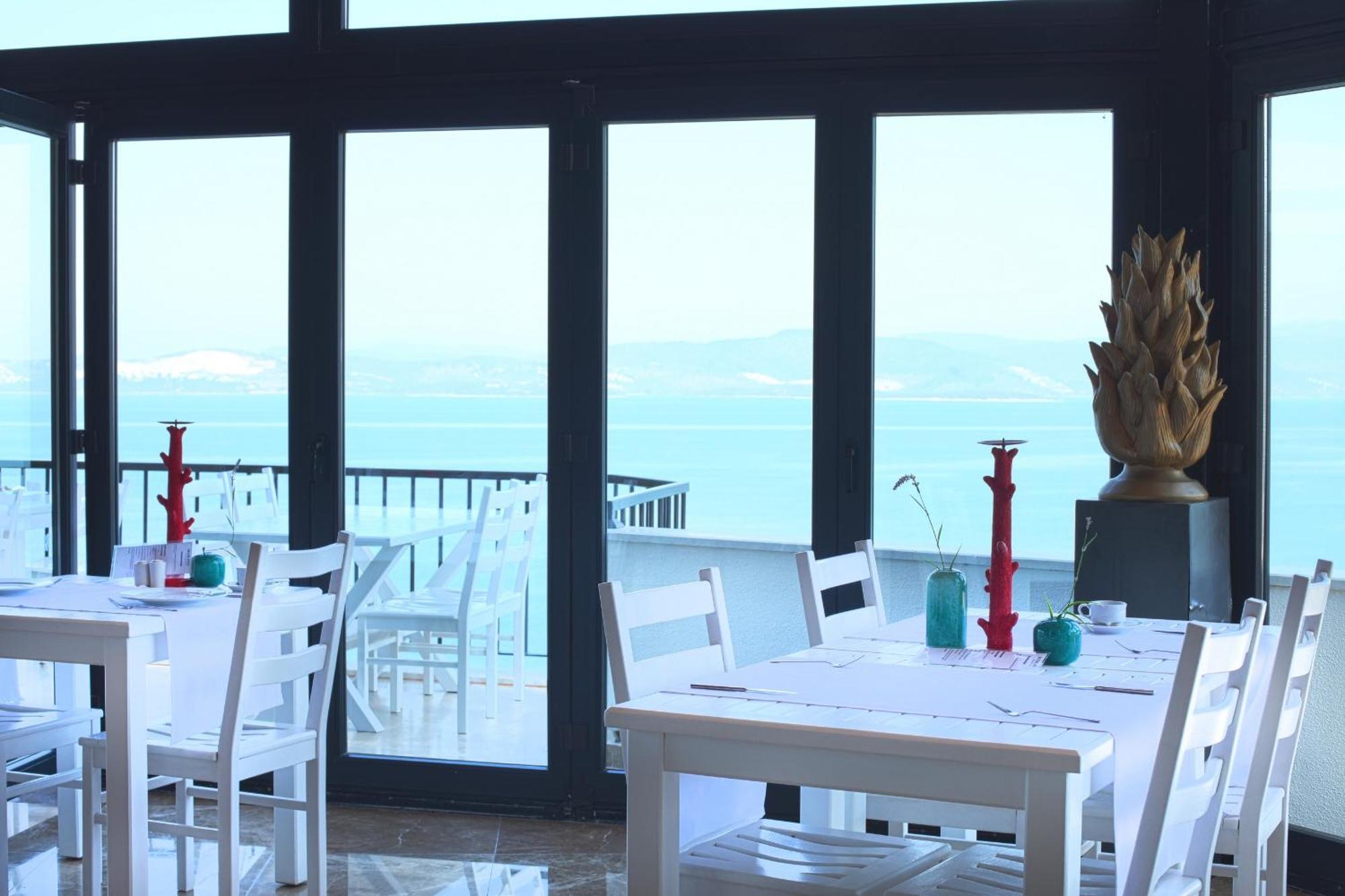 Med-Inn Hotel Gulluk Buitenkant foto