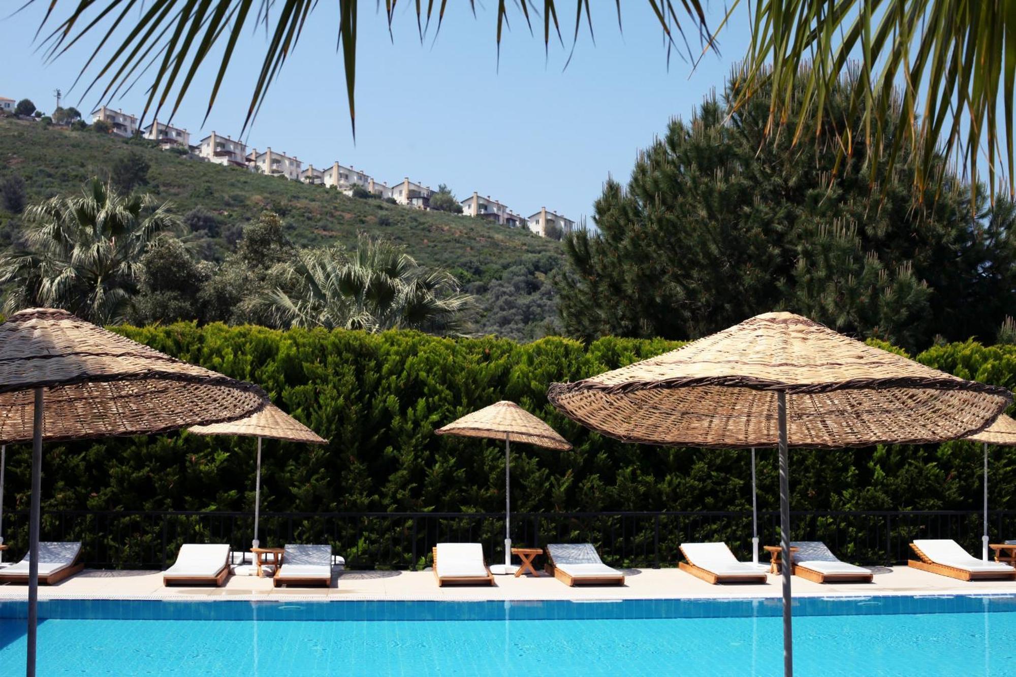 Med-Inn Hotel Gulluk Buitenkant foto
